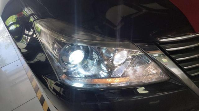 تأثير إضاءة مصباح المصباح LED